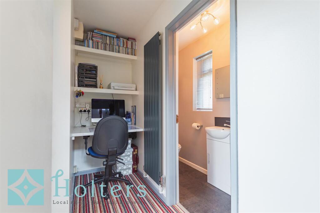 70, Rockes Meadow, Knighton photo 2