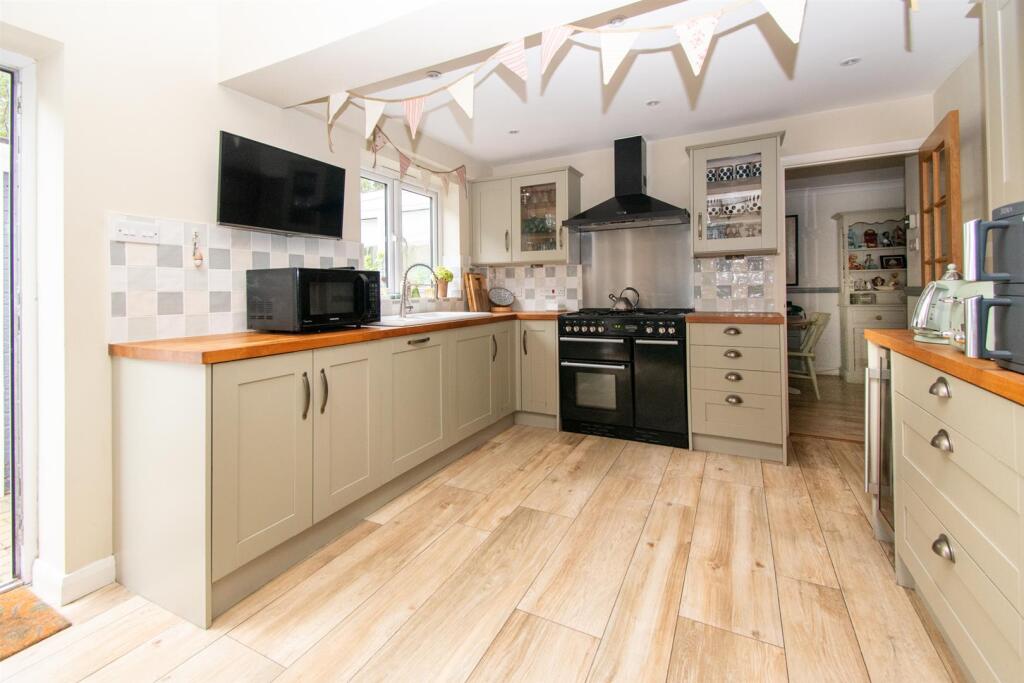 House in Tonbridge - View 4