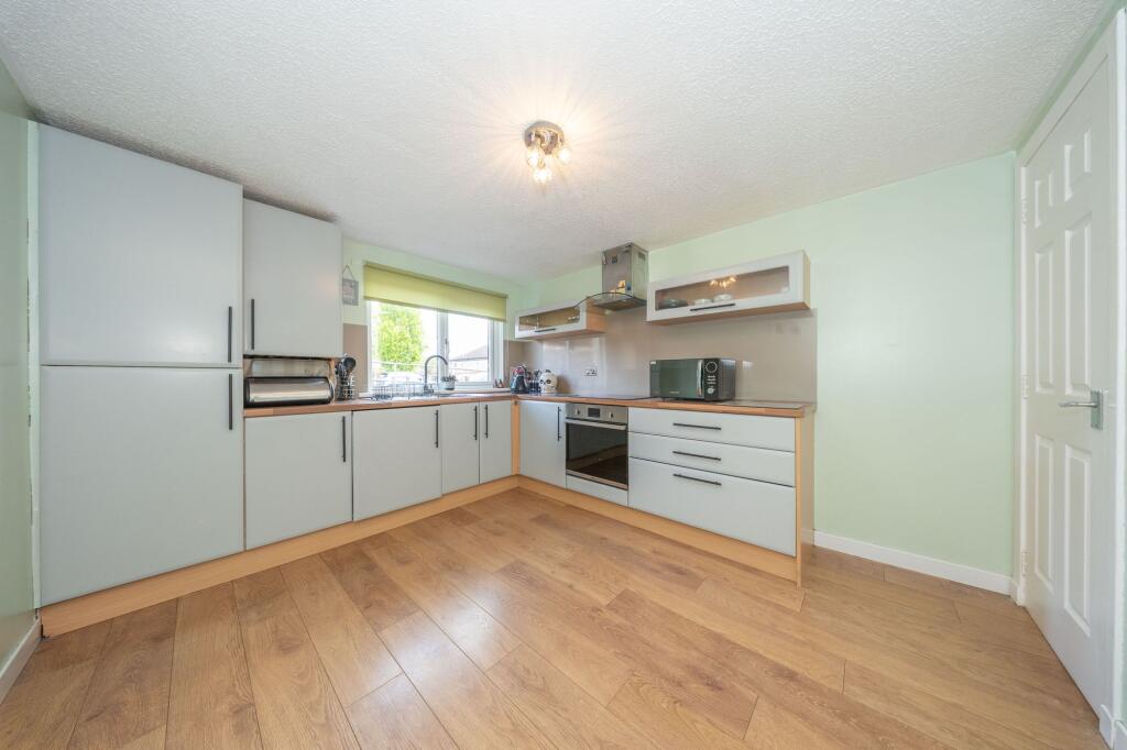Apartment in Livingston, Craigshill - View 3