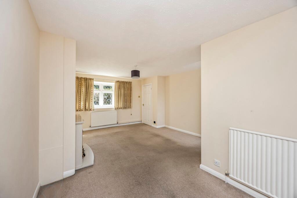 Wicks Road, Billingshurst, RH14 photo 4