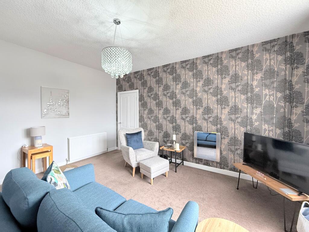 16 Orchard Street, Grangemouth, Falkirk, FK2 8JY photo 4