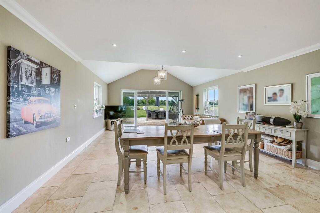 House in Braintree, Kelvedon - View 5
