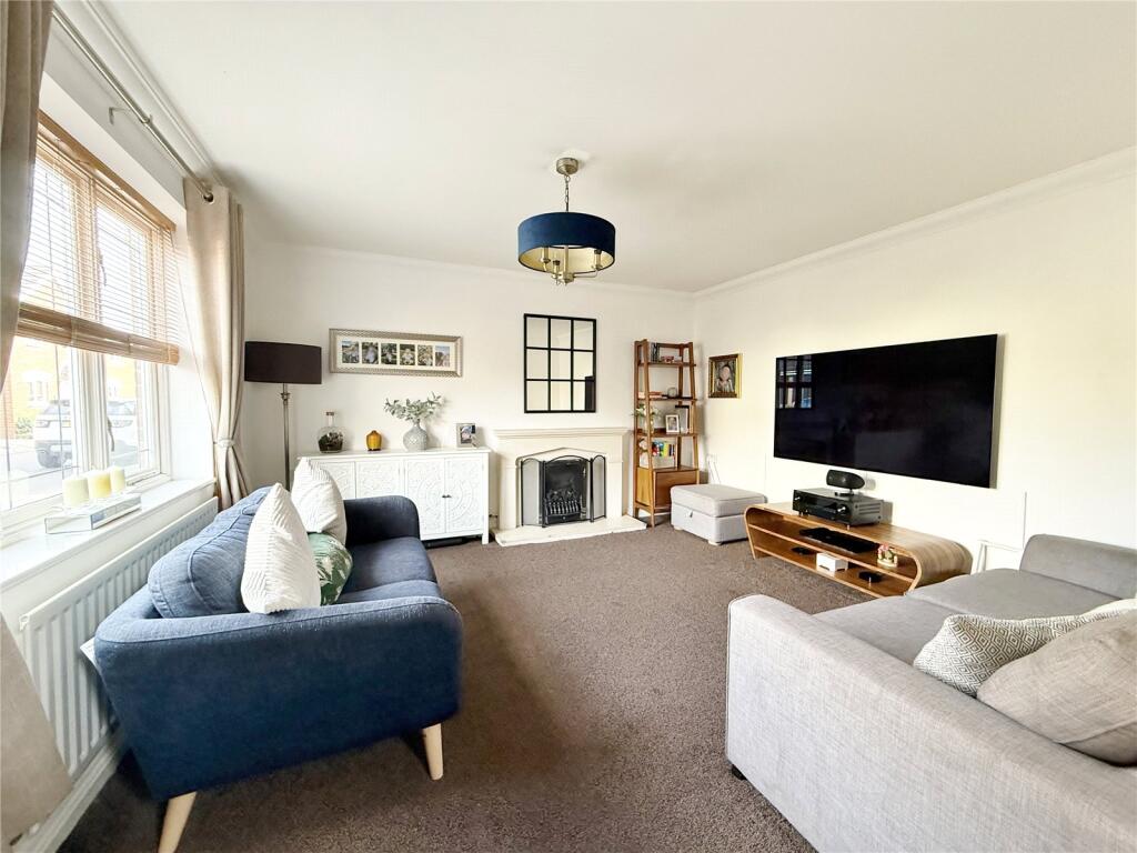 Kiln Way, Verwood, Dorset, BH31 photo 2
