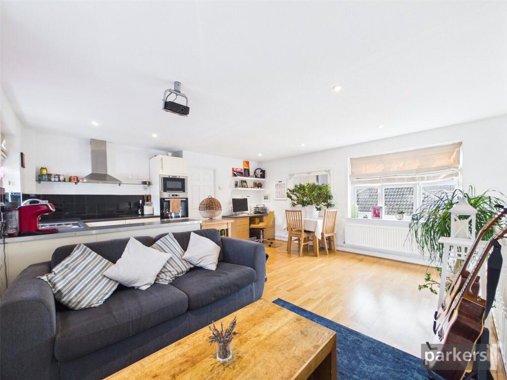 Main image of property: Culvercroft, Binfield, Bracknell, Berkshire, RG42