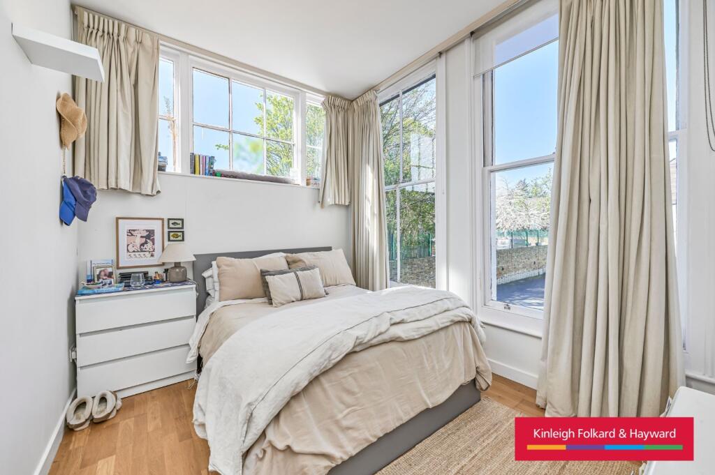 Main image of property: Kings Avenue, London, SW4