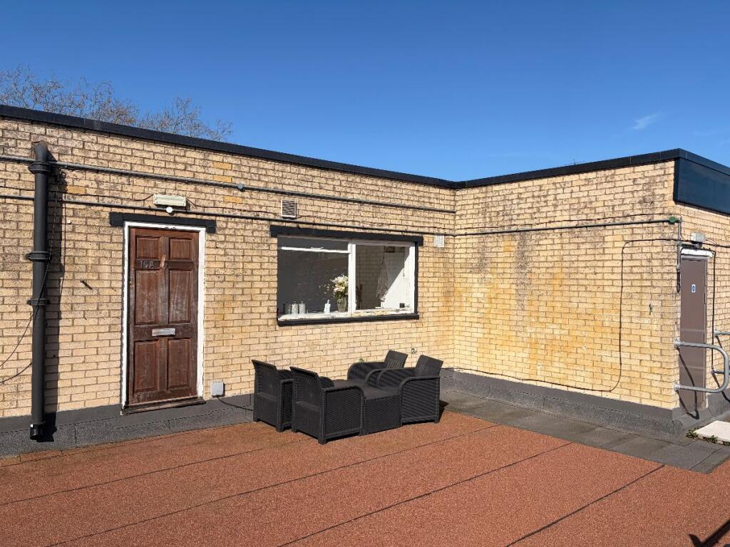 Main image of property: High Street, Brentwood