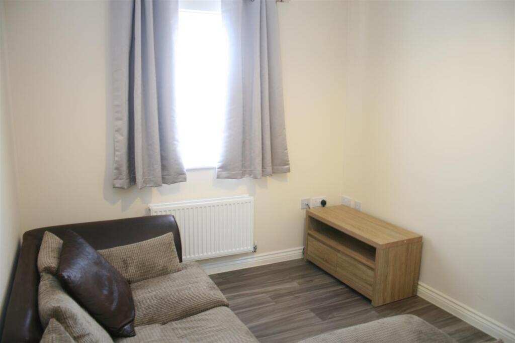 Apartment in Coventry - View 5