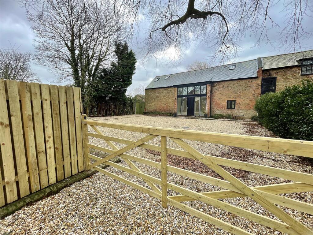 Main image of property: Main Street, Hemingbrough