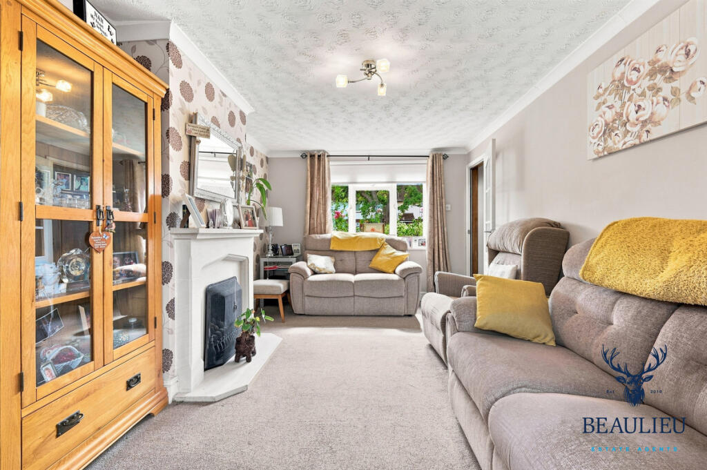 House in Chelmsford, Great Baddow - View 4
