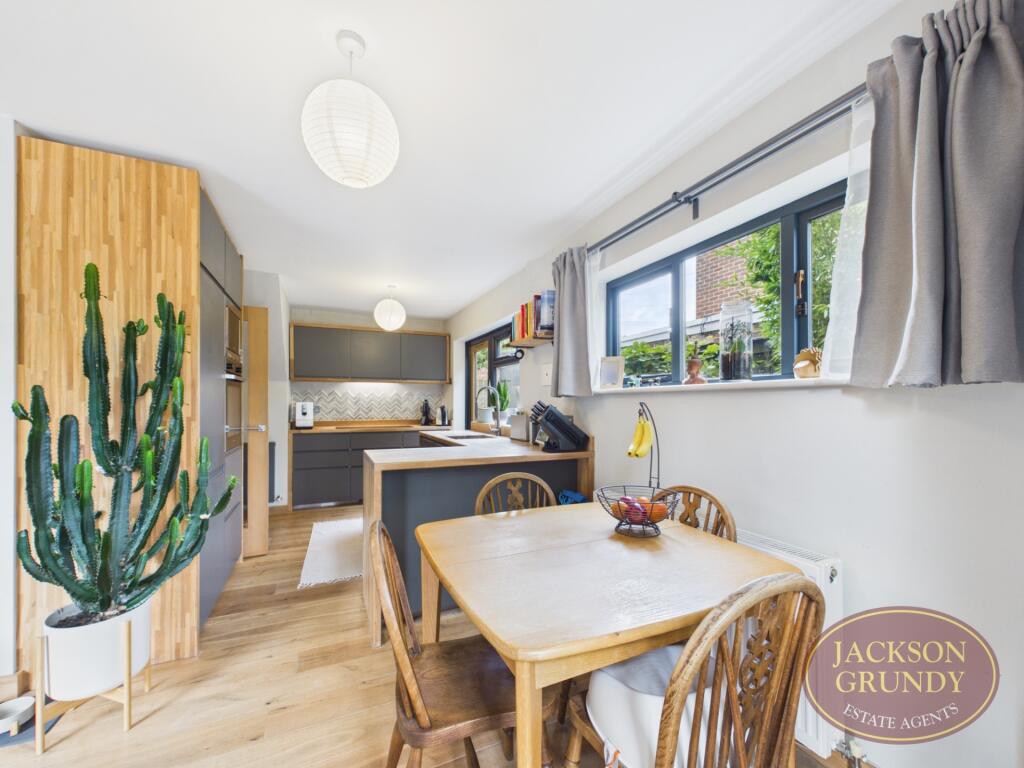 House in Northampton - View 5