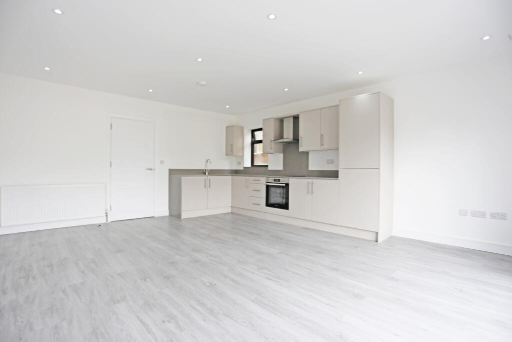 House in Romford - View 4