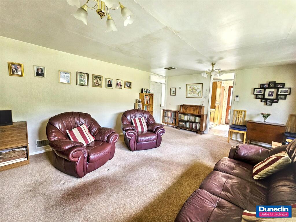 Pine Grove, Lickey, Birmingham, B45 photo 4