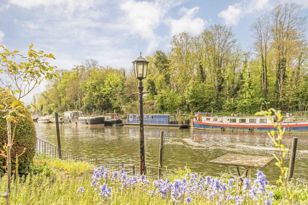 Main image of property: Hampton Court Road, East Molesey