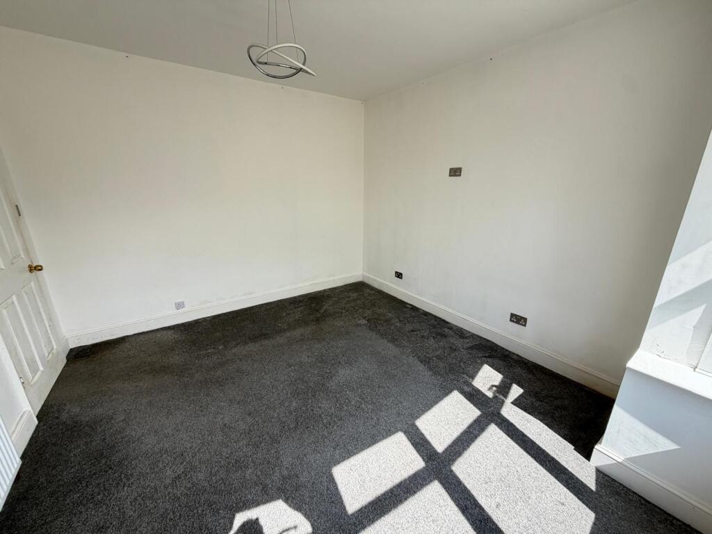House in Stockton-on-Tees - More