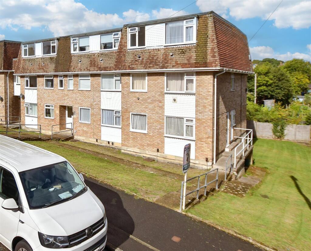 Main image of property: Fellows Road, Cowes, Isle of Wight