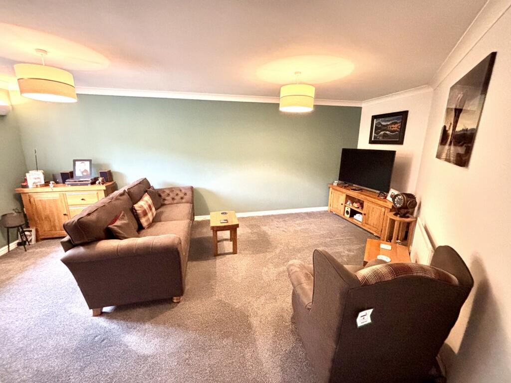 Tristram Close, Yeovil, BA21 photo 3