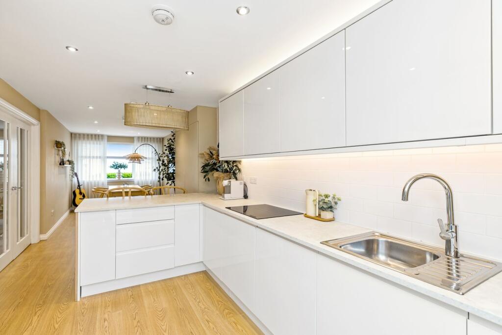 House in Edinburgh - View 5