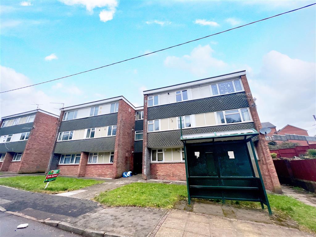 Viaduct Court, Lower Cwm