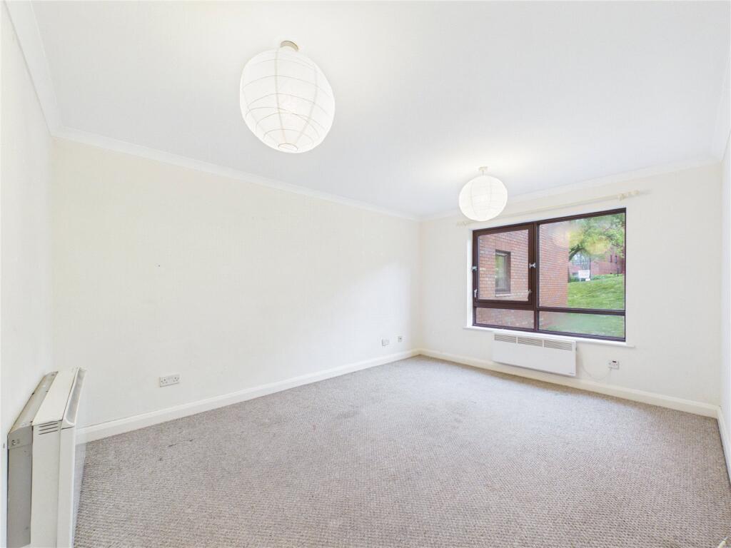 Main image of property: Marina Gardens, Bristol, BS16