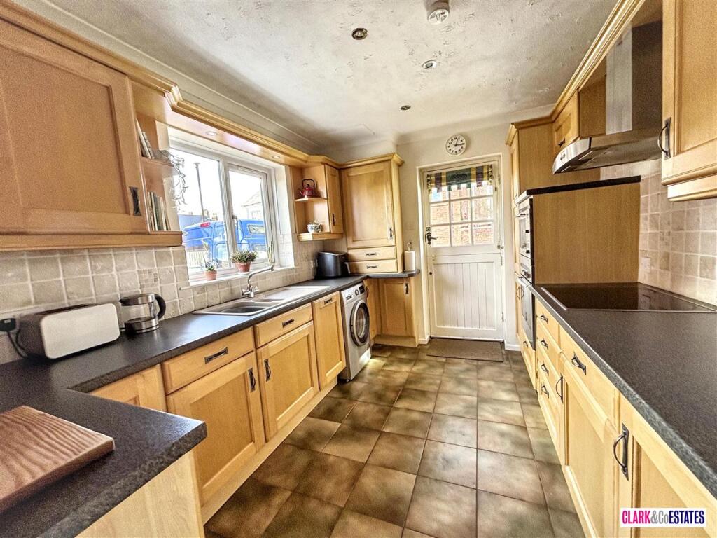 Greatwood Terrace, Topsham photo 4