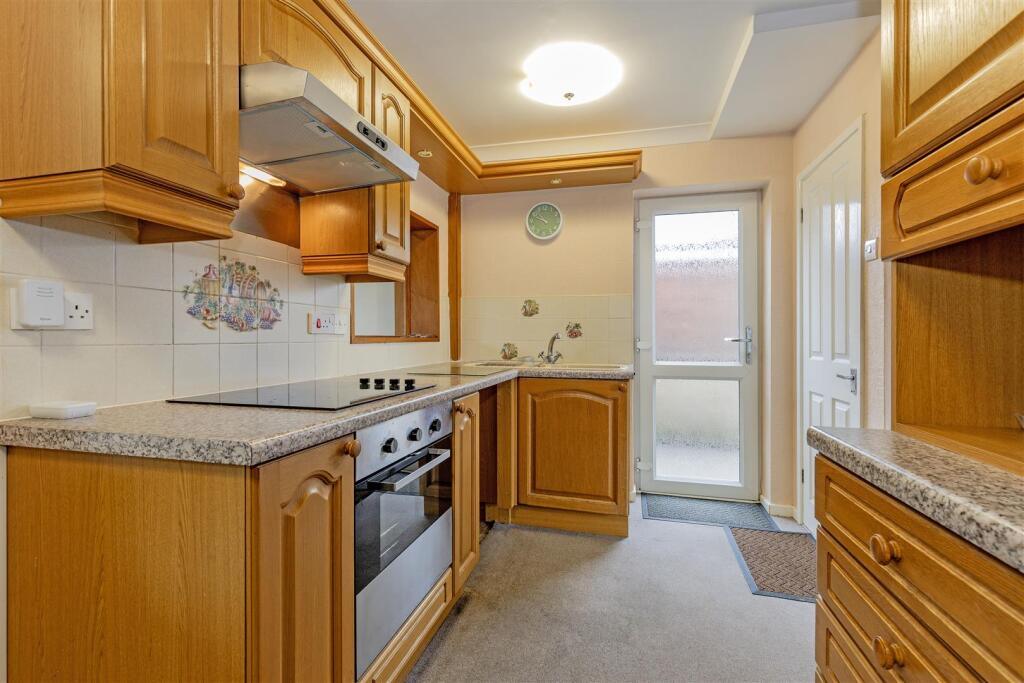 Cartmel Crescent, Dunston, Chesterfield photo 2