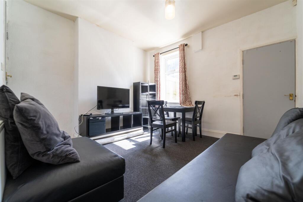 House in Birmingham - View 3