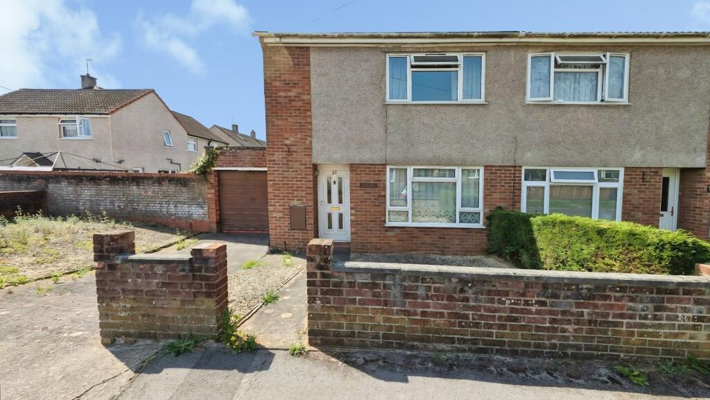 2-bed semi-detached on Windsor Drive, Yate, Bristol, £200,000
