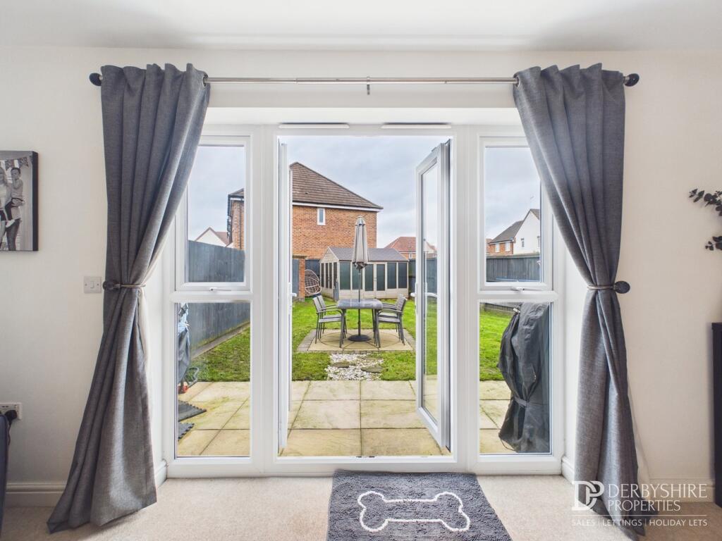 Clayton Gardens, Hatton, DE65 photo 4
