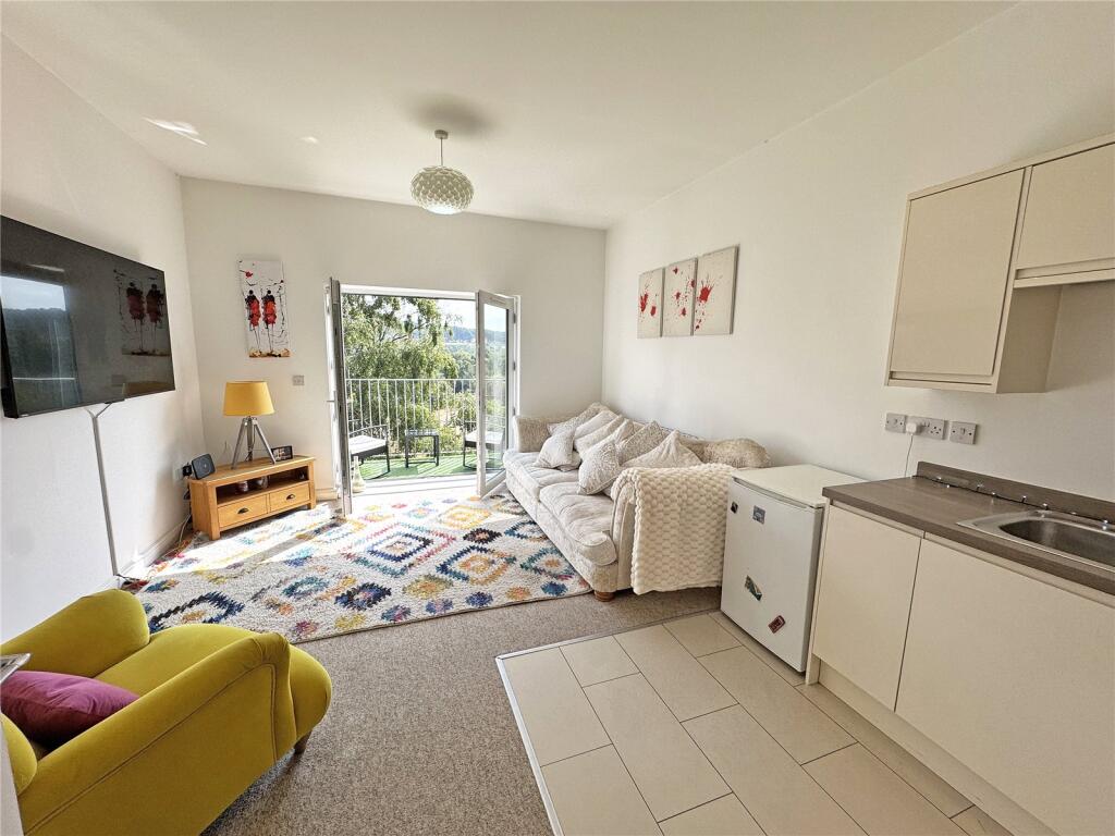Apartment in Cannock Chase, Brindley Heath - View 3