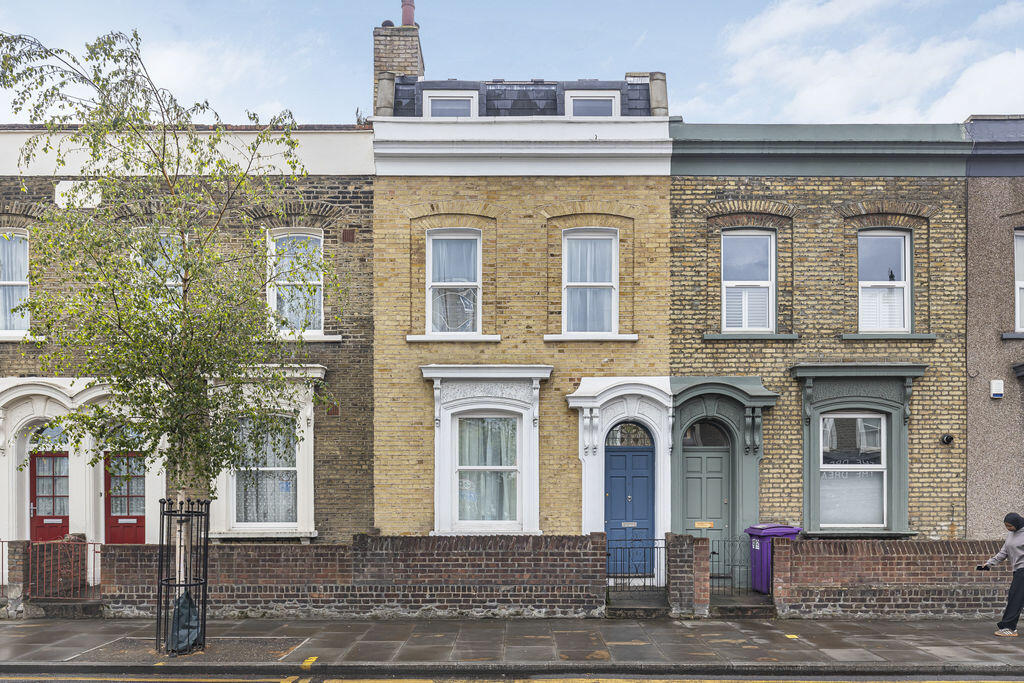 Main image of property: Roman Road, Bow, E3