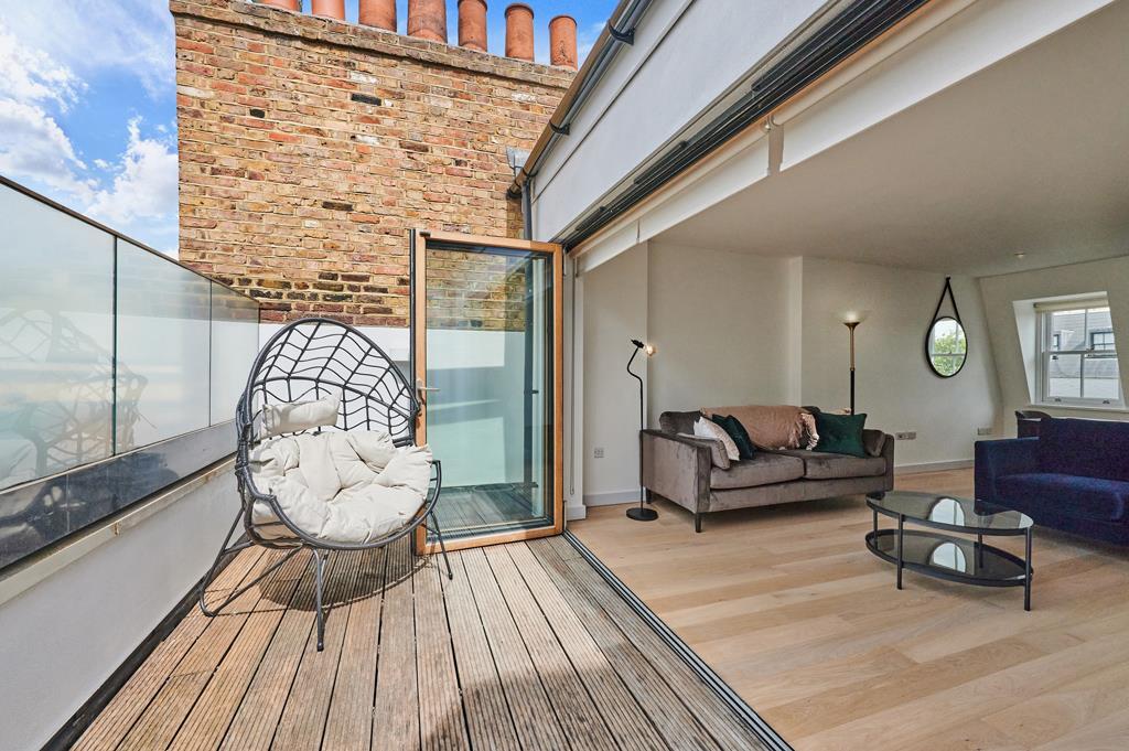 Apartment in London - View 3
