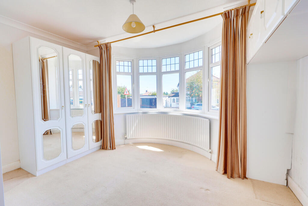 House in Bromley - View 5