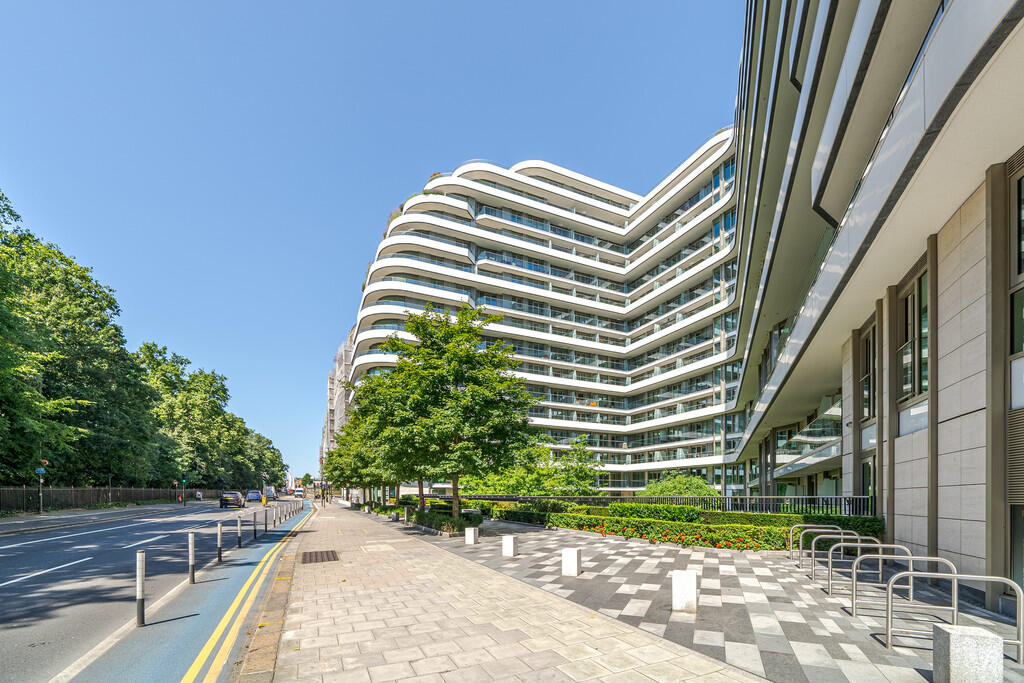 Main image of property: Cascade Court, Vista 
