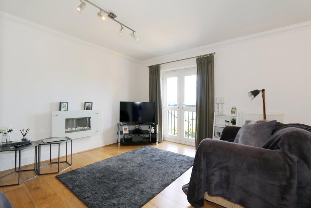 Arderne Place, Alderley Edge, SK9 photo 2