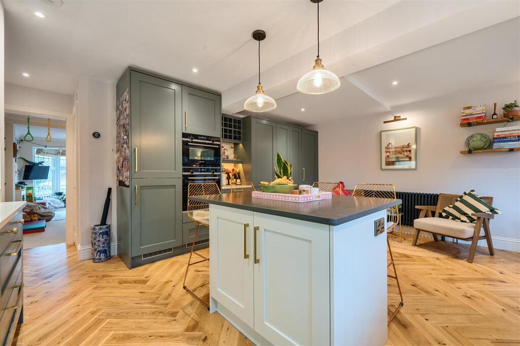 Ridgeway, Wargrave, Reading, Berkshire, RG10 photo 3