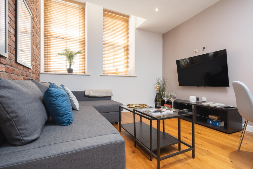 Main image of property: Apartment 20, Hounds Gate Court, 14 Hounds Gate, Nottingham, Nottinghamshire