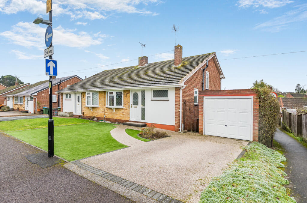 Main image of property: Broadwater Road, Townhill Park, Southampton, Hampshire, SO18