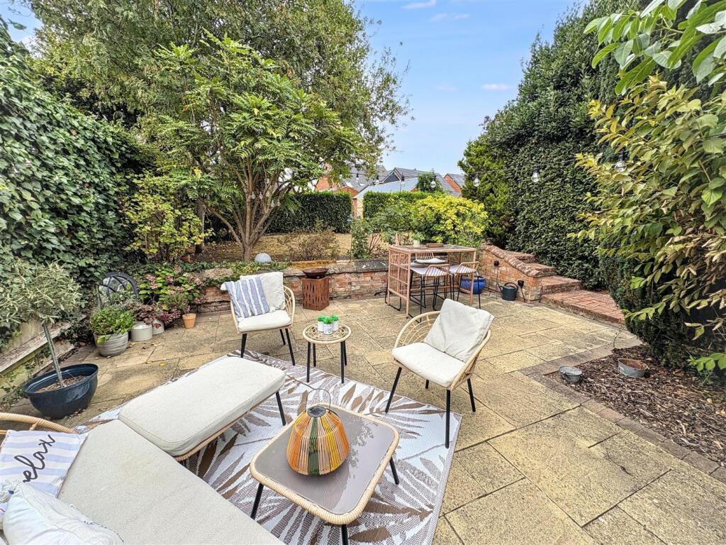 House in Northampton - View 4