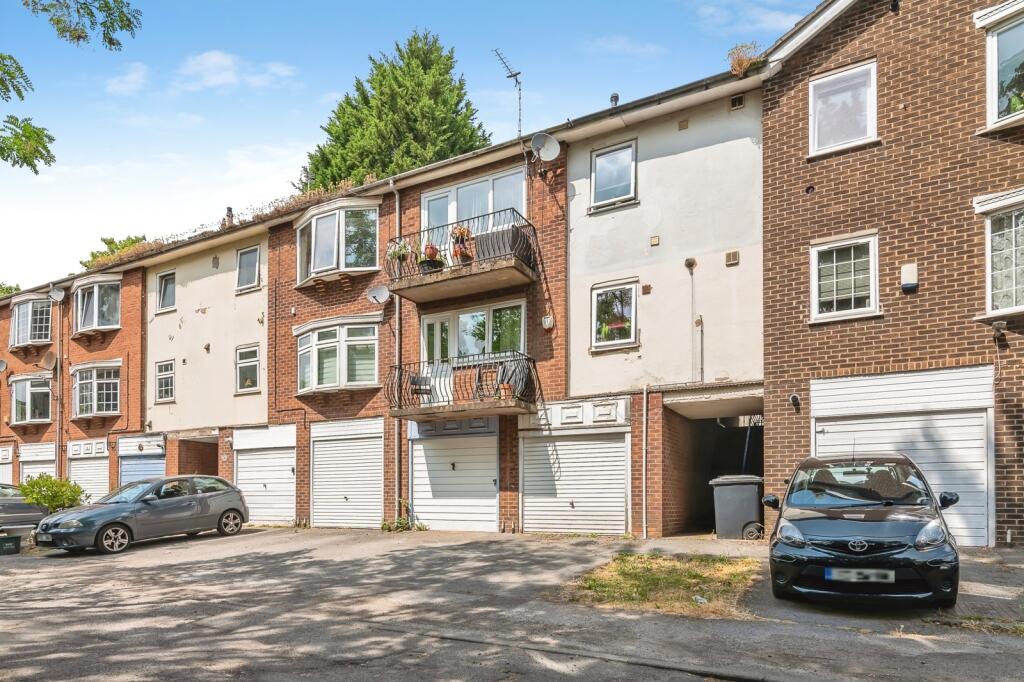 Main image of property: Belvoir Lodge, NOTTINGHAM, Nottinghamshire, NG4