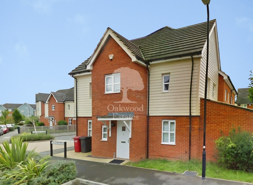 Main image of property: Daylesford Grove, Slough, SL1
