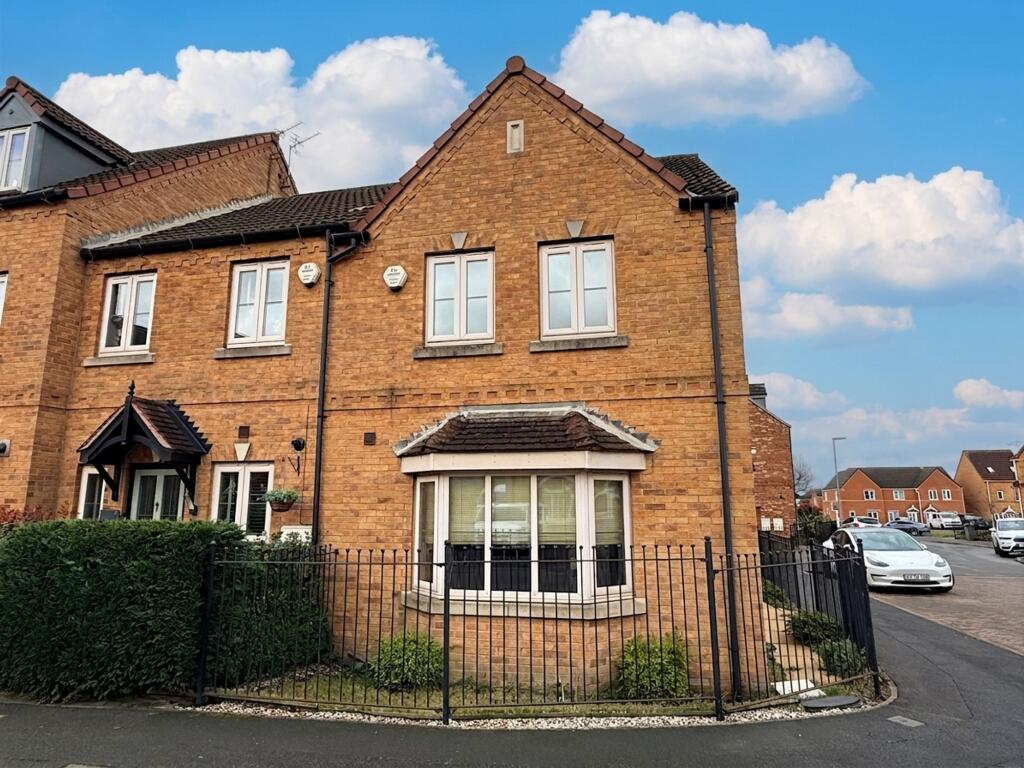 Main image of property: Parkgate, Goldthorpe, S63