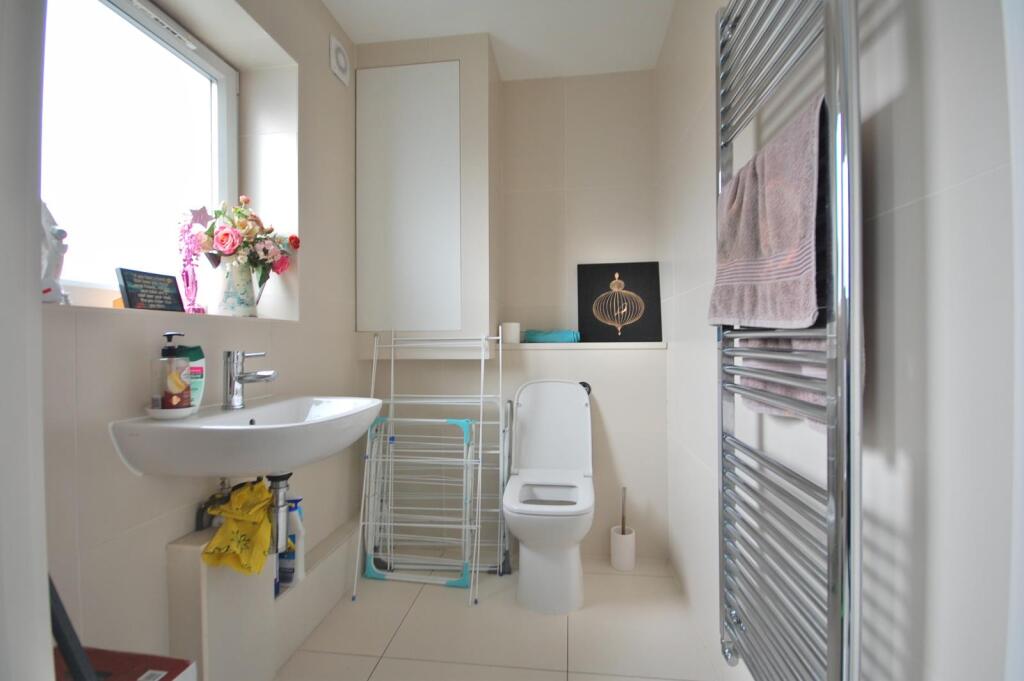 House in London - View 4