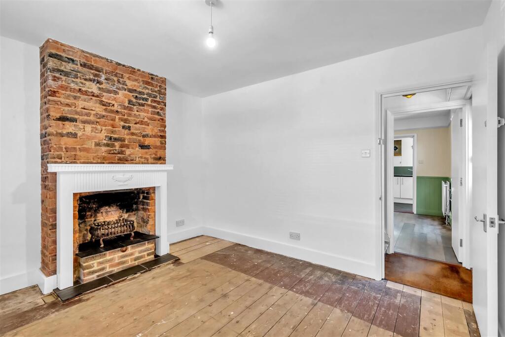 House in Crawley, Northgate - View 6