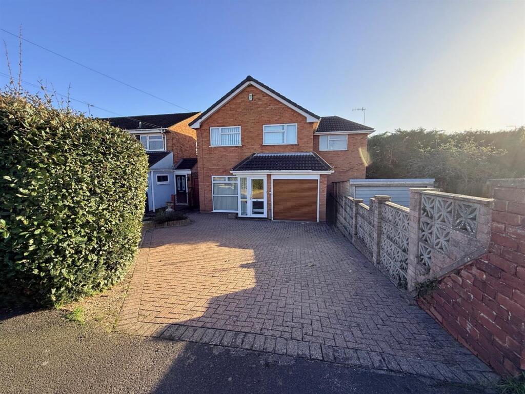 Main image of property: Vicarage Road, Wollaston, Stourbridge, DY8 4NP