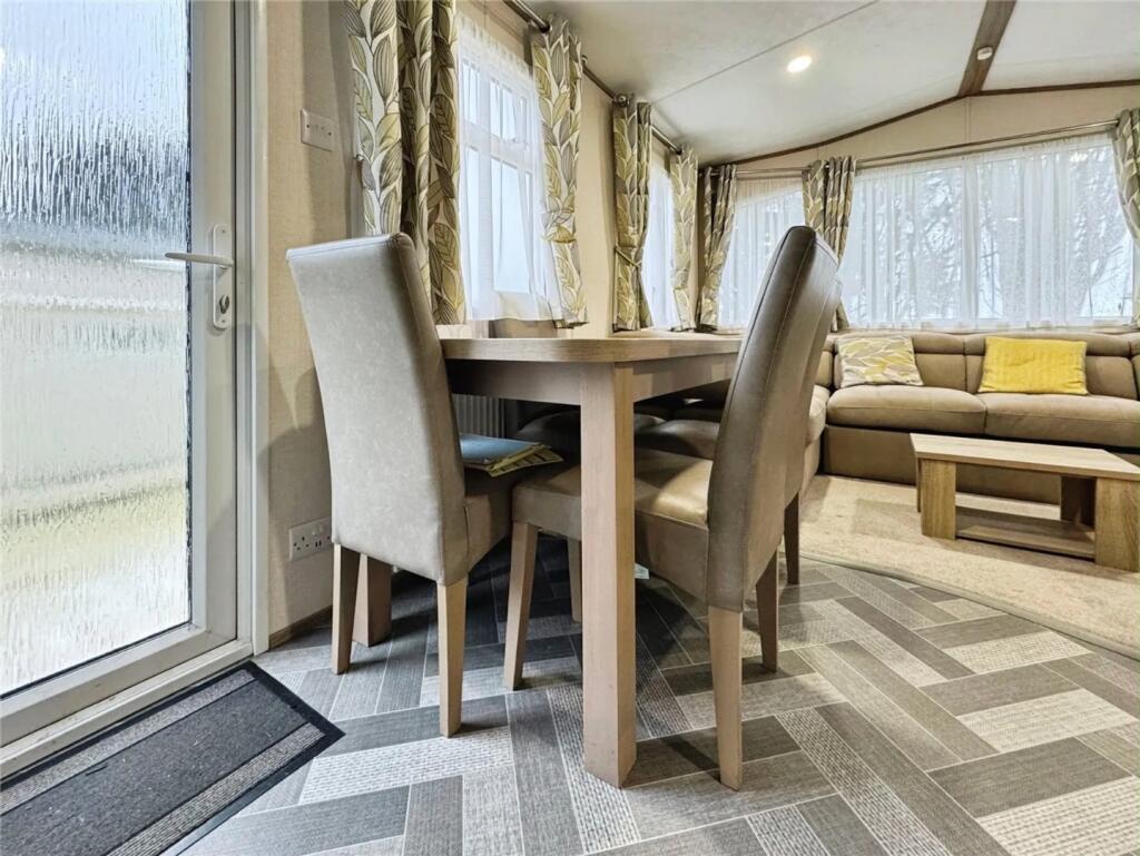 House in Plymouth - View 4