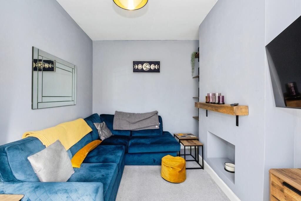 Apartment in Portsmouth, Buckland - View 5