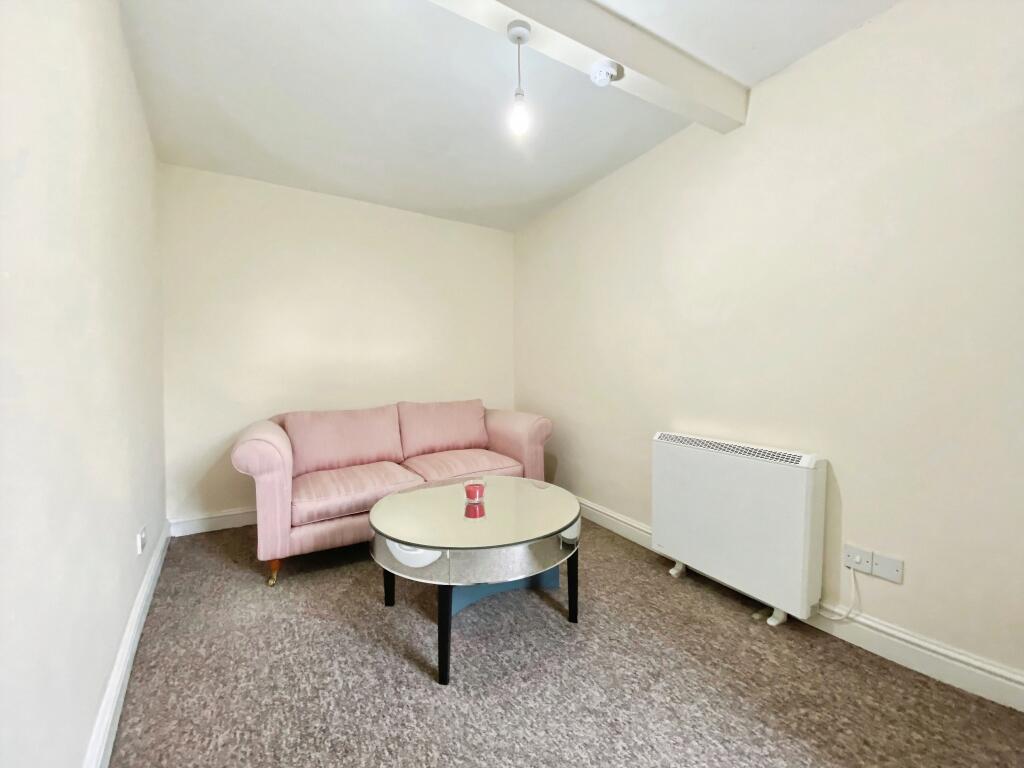 Apartment in Ely - View 3
