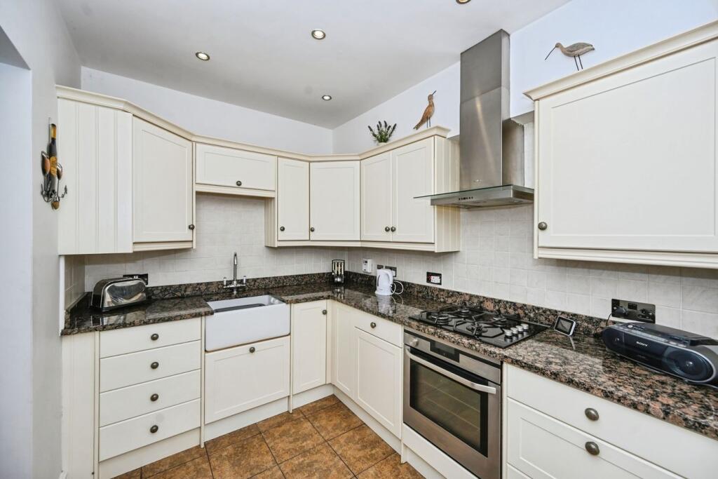 Apartment in St Helens, Liverpool City Region - View 5