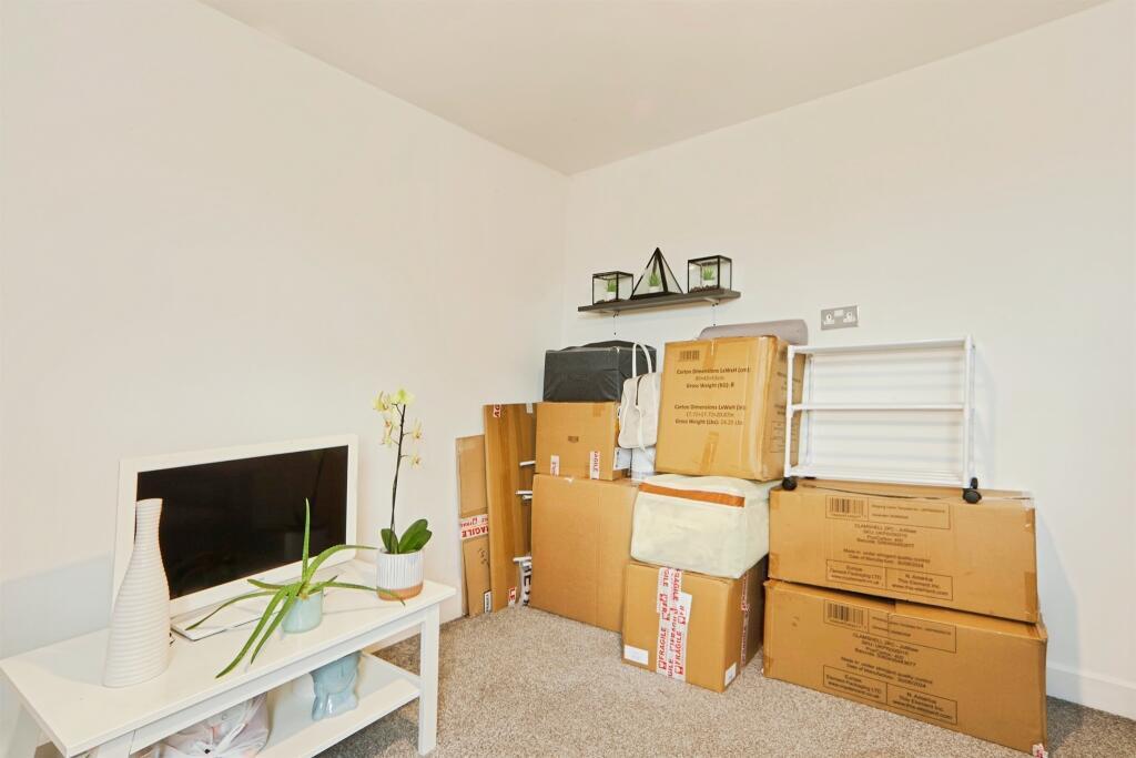 Apartment in Leeds - More