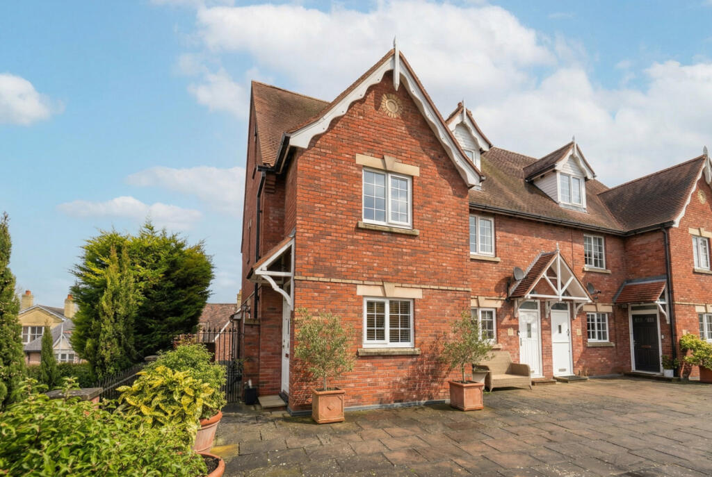 Main image of property: West Road, Saffron Walden, Essex, CB11